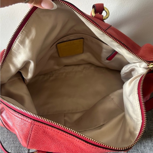 Coach purse - Picture 4 of 5